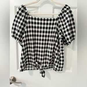 Smocked Puffed Sleeve Top